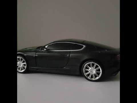 James Bond Aston Martin
