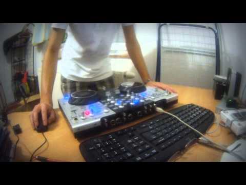 Hercules DJ console 4-mx Big stand up mix