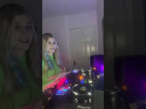 First recorded mix of Bounce music 15.01.22 Bounce heaven usb 6 used for the music