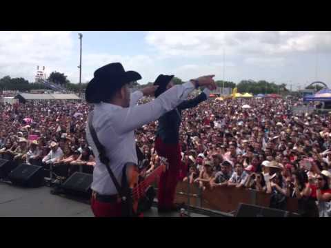 Los Canarios- No Se Vivir (EN VIVO)