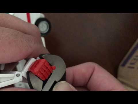 Transformers Masterpiece MP-30 Rachet hand-swap with KFC KP-12 poseable hands