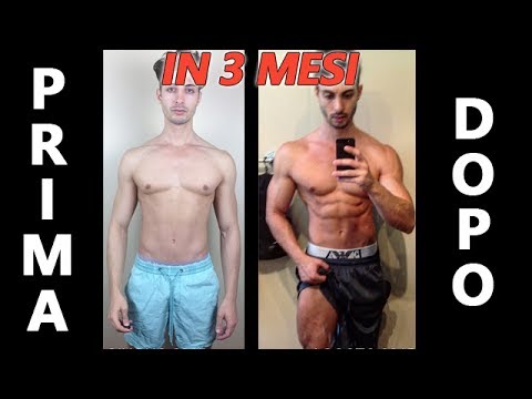 Membro dentro e fuori del suo piccolo Ba per la potenza