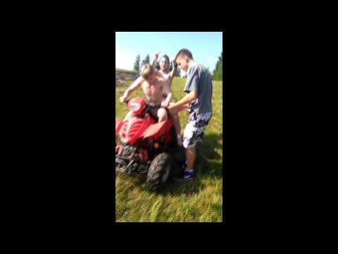 2016 (ft. Sakos, Oskar, Osa, Tarzan, Kotlet, Miłosz, Stachu, Przemo, Maks, Makaron)