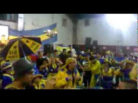 trompetas de la 12 junto a la murga los amantes de la boca