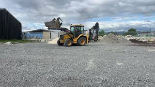 Tractopelle Volvo Bl 71 B with 5 buckets, forks and hydraulic hammer à vendre - Image 4 | Machineryline GA Tractopelle Volvo Bl 71 B with 5 buckets, forks and hydraulic hammer | Image 4 - Machineryline