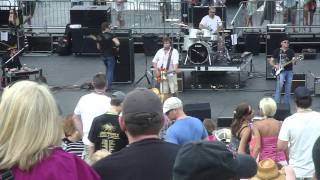 Randy Houser - Lowdown and Lonesome (Live CMA Fest)