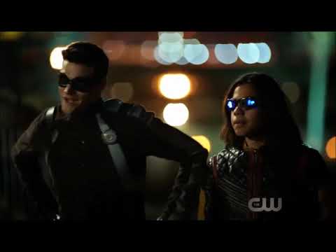 The Flash 5x02 Nora saves Barry + The Team Tries to Fight Cicada