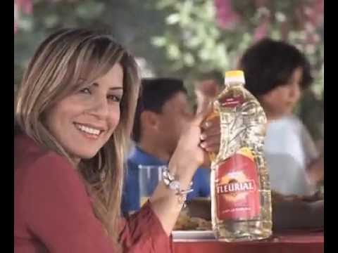 Salima Souakri Spot publicité  Fleurial