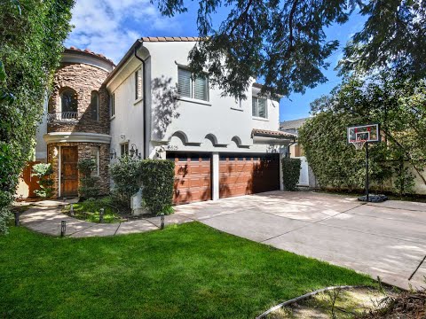 15525 Morrison Street | Sherman Oaks, CA - The Agency