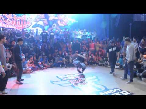 FreeStyle Session USA Final 2013 - SEMI-FINAL | Flipside Dynasty Disorderz vs Mind 180
