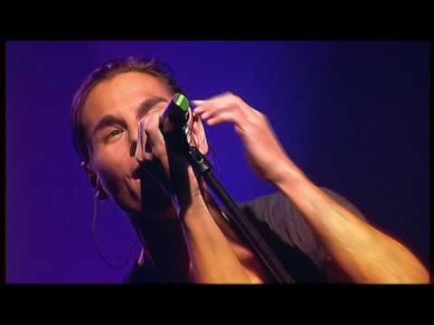 Video thumbnail for Love Again (En Directo. Acústico)