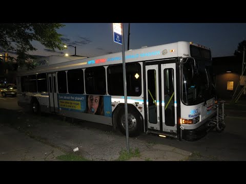 NFTA METRO RIDE | PULL IN | BUS 2602 - 2006 GILLIG HYBRID