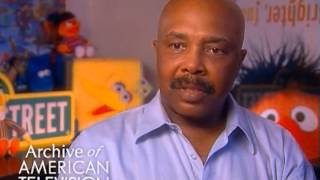 Roscoe Orman discusses Susan and Gordon's relationship on "Sesame Street" - EMMYTVLEGENDS.ORG