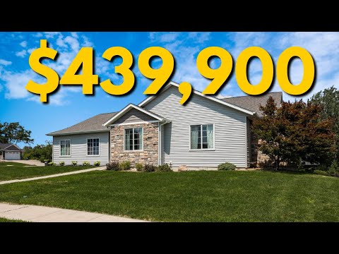 Tour an Iowa City Country Club Estates Home | 1118 Flagstaff Dr, Iowa City