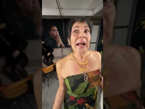 veja o que Frank Aguiar ganhou de uma fã Eliana em Marataizes Espírito Santo #frankaguiar #foryou