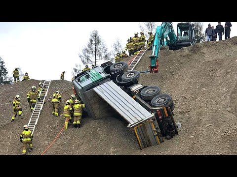 TOP 20 Dangerous idiots Excavator, Dozer & Truck Fail Skills | Heavy Equipment Disaster Compilation