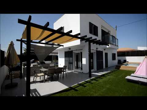 SOLD - Villa Modern AH12731 - Stunning modern villa situated very close to a village with a pool