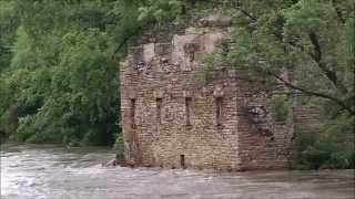 preview picture of video 'Flood waters stress The Archibald Mill in Dundas'
