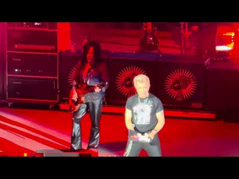 Billy Idol Steve Stevens guitar solo Rebel Yell 9.3.25 Red Rocks Amphitheatre Colorado USA live show