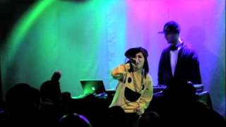 Lady Sovereign, &quot;Let&#39;s Be Mates&quot;
