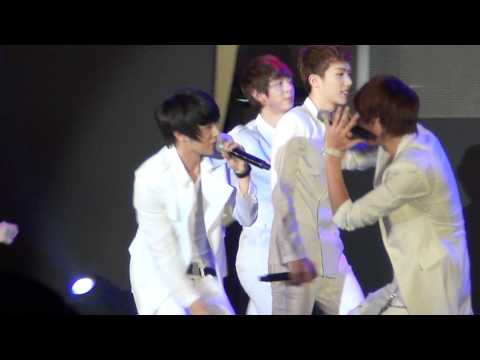 ZE:A Watch Out! Phil. Tour @ Trinoma (Jan.12, 2012).MTS