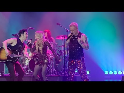 @erasureinfo (Andy Bell) - A Little Respect LIVE Ten Crowns Tour 2025