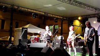 The Name of the Band is Cowboy Mouth!  Sheffield Garden Walk, Chicago, IL 7/17/2010