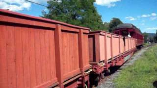 preview picture of video 'CMRR 407 Approaches Mt. Tremper Station'
