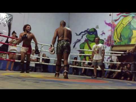 Part 2 Junior Coleman vs Matt Semper Muay Thai fight in Canggu