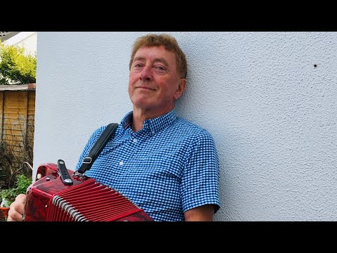 Cooley’s Hornpipe - Irish traditional hornpipe on button accordion