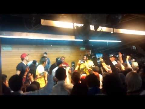 Dios para el barrio con Radikal People