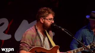 Bear&#39;s Den - &quot;Red Earth and Pouring Rain&quot; (Free At Noon Concert)