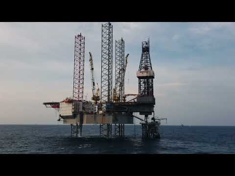 Living at Offshore Jack Up Drilling Rig