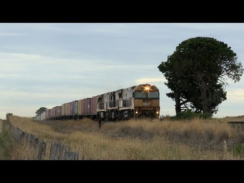 Patrick's Freight Train in Country Victoria - Australian Trains, Railways & Railroads