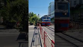 베트남 다낭에는 어떤 기차가 다닐까?  (What Trains Run Through Da Nang, Viet…