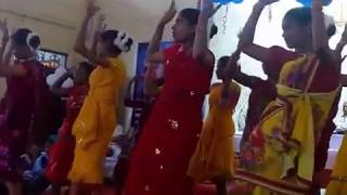 Download lagu tuhun maja lela cg girl dance by raghvendra mp3