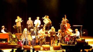 Levon Helm Band - The Weight - Greek Theatre - Steve Earle & Harry Dean Stanton