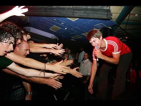 download lagu mp3 mp4 Download Arctic Monkeys Dancing Shoes Live Liverpool Mp3, download lagu Download Arctic Monkeys Dancing Shoes Live Liverpool Mp3 gratis, unduh video klip Download Arctic Monkeys Dancing Shoes Live Liverpool Mp3