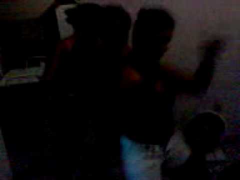 Lessi, Iris e Jack- Solta essa porra!.3gp