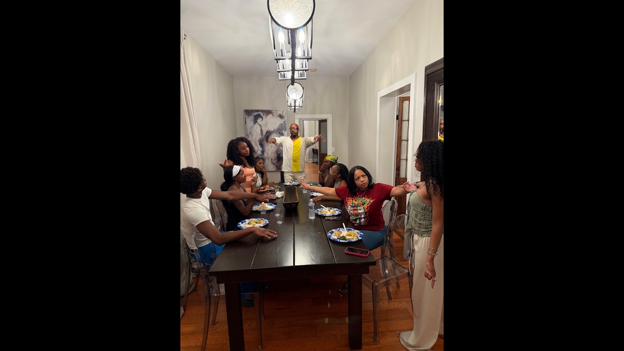 Destiny tries to jumps across the dinner table when Faith disses Sharra's cooking