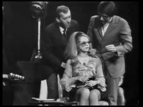 Miloslav Šimek, Jiří Grossmann a Naďa Urbánková - Tyčinka a pralinka