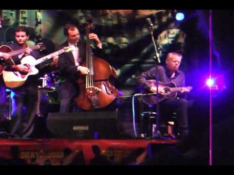 2010 Soave guitar festival pt.3 - Tommy Emmanuel - Frank Vignola trio - Monte Montgomery