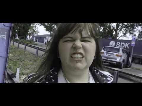 Giftigt Avfall - "Smuts och skam", "Ner i leran" & "Backa Greta"