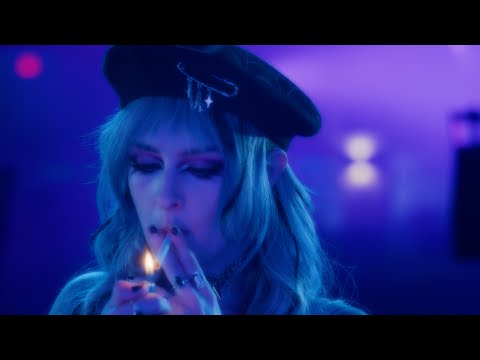 GVLLOW - Eyes Without a Face (feat. Mothica) (Official Music Video)