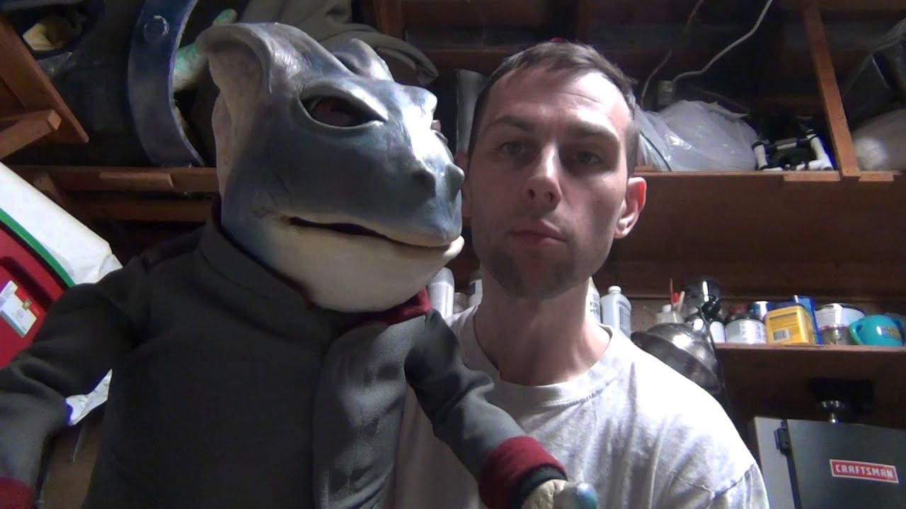 Two arm rod puppet controller