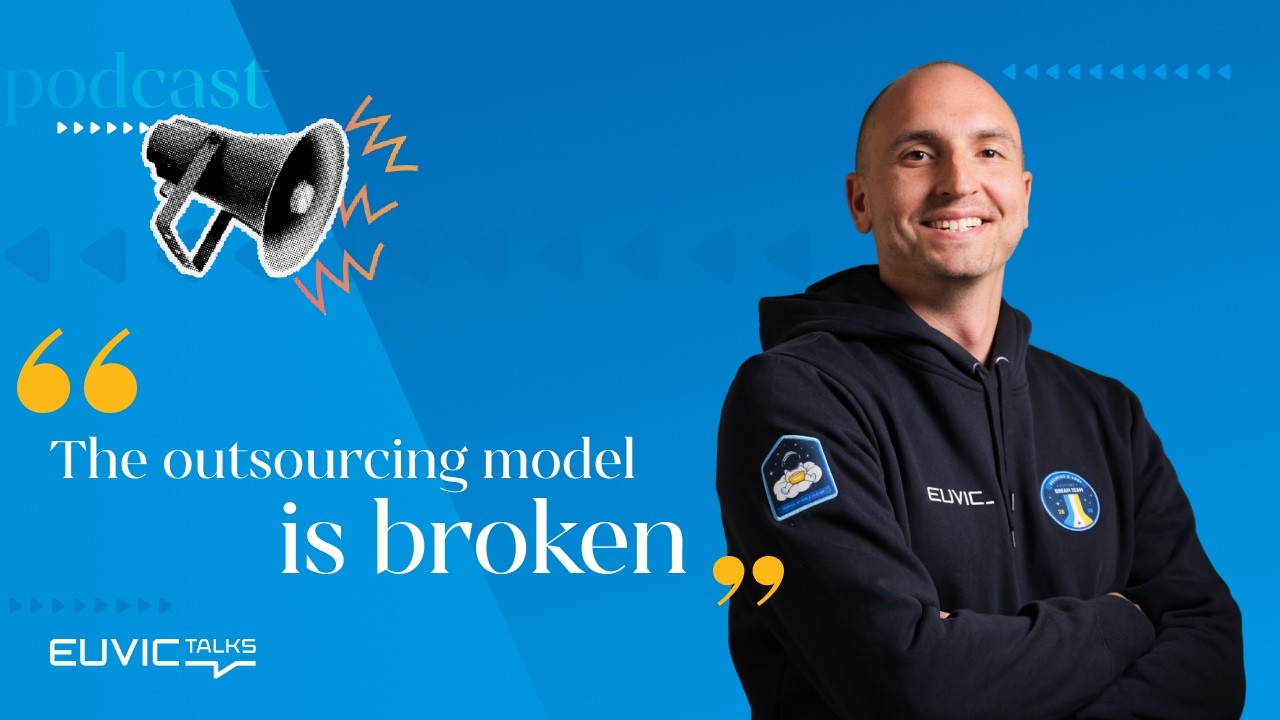 Zepsuty model outsourcingu kosztuje Cię miliony | Chris Krzoska, COO Euvic US | Euvic Talks