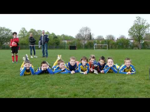 Terneuzen F4 - HVV F3 16 april 2011 002.MTS