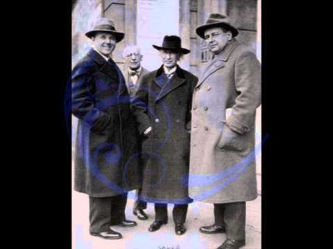 download lagu mp3 mp4 Gieseking Plays Schumann 1951, download mp3 Gieseking Plays Schumann 1951 free downloadn, video klip Gieseking Plays Schumann 1951