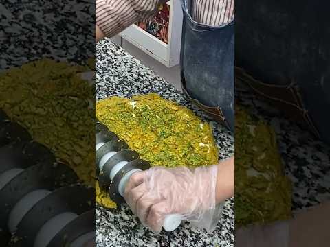 persian sohan and gaz | iranian sweets