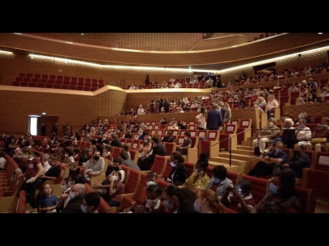 Sofronie is supporting the work of this music academy located